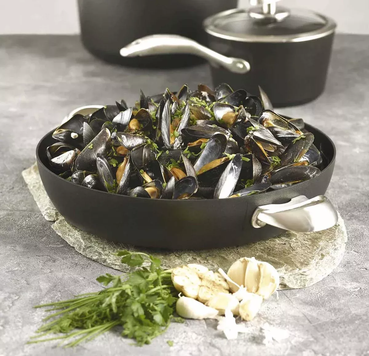 Scanpan PRO IQ 12.5" Nonstick Chef's Pan with Lid