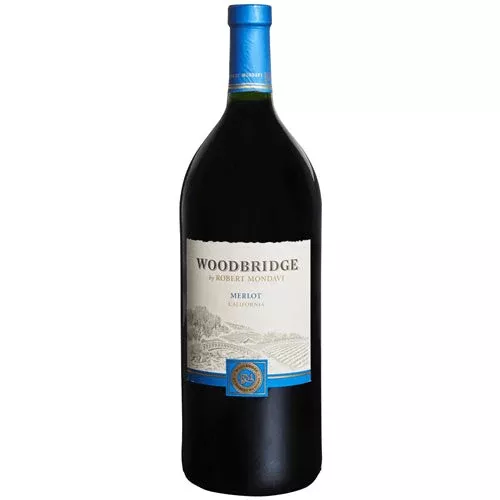 Woodbridge Merlot - 1.5L